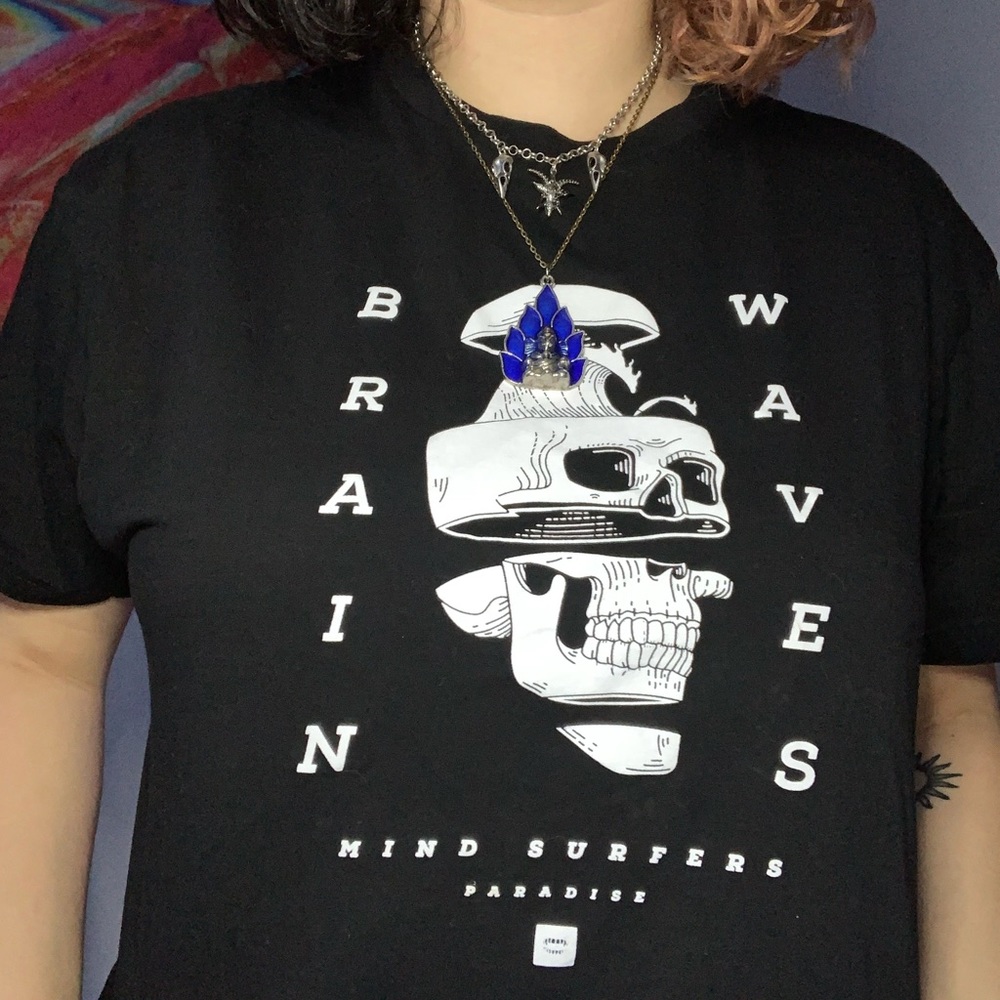 Mind suffering black T